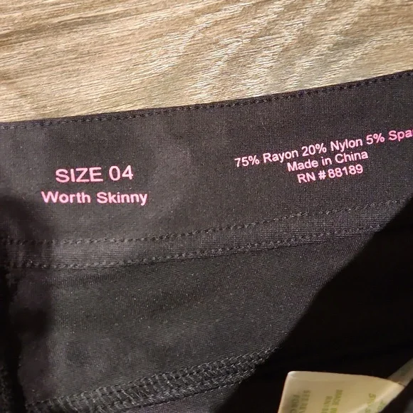 ❤️ LILLY PULITZER WORTH SKINNY ANKLE PONTE PANTS, BLACK, 4 (27) - Picture 7 of 11